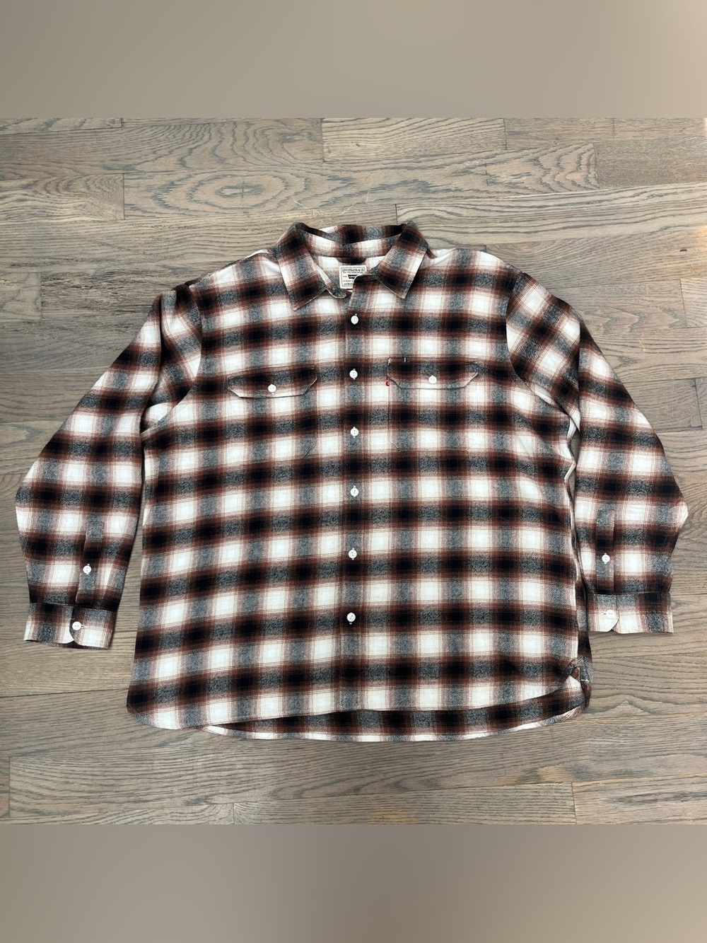 Levi’s brown flannel button down shirt